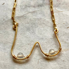 Indlæs billede til gallerivisning 'Femme' halskæde med transparente perler