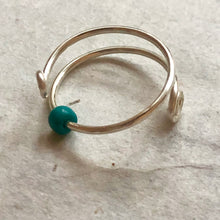 Indlæs billede til gallerivisning Fingerring mod angst med dobbelt skinne