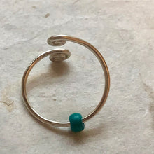 Indlæs billede til gallerivisning Fingerring mod angst