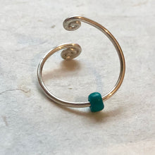 Indlæs billede til gallerivisning Fingerring mod angst