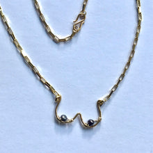 Indlæs billede til gallerivisning 'Femme' halskæde med brune perler