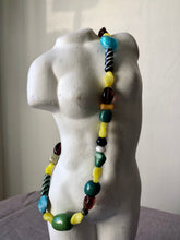 Indlæs billede til gallerivisning 'Sunshine on a String' halskæde