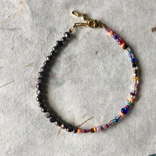 Indlæs billede til gallerivisning 'Rainbow' armbånd, forgyldt sølv