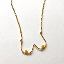 Indlæs billede til gallerivisning &#39;Femme&#39; halskæde med gule perler
