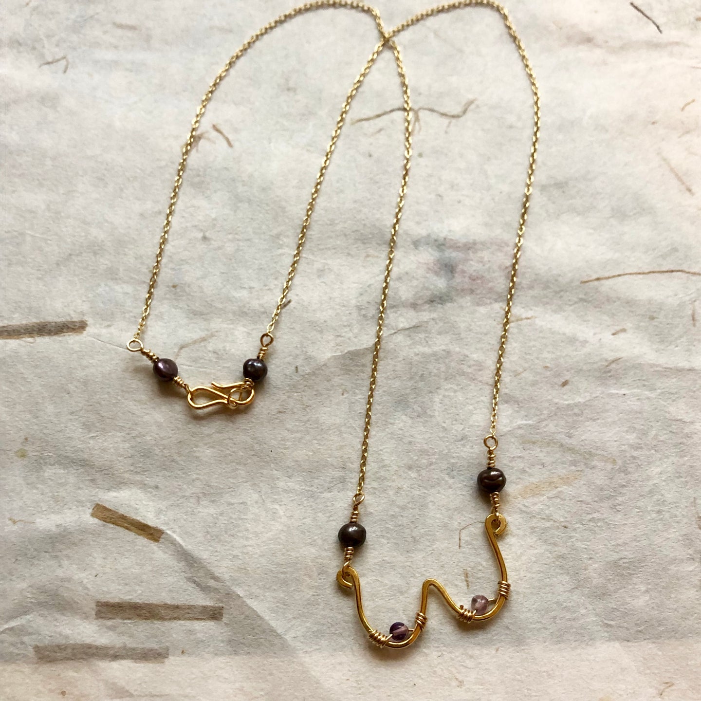'Femme' halskæde Ltd med lilla perler